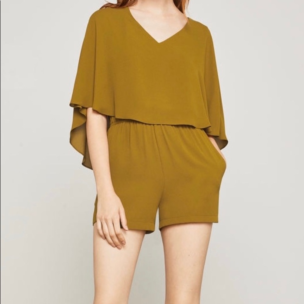 BCBGMAXAZRIA ROMPER